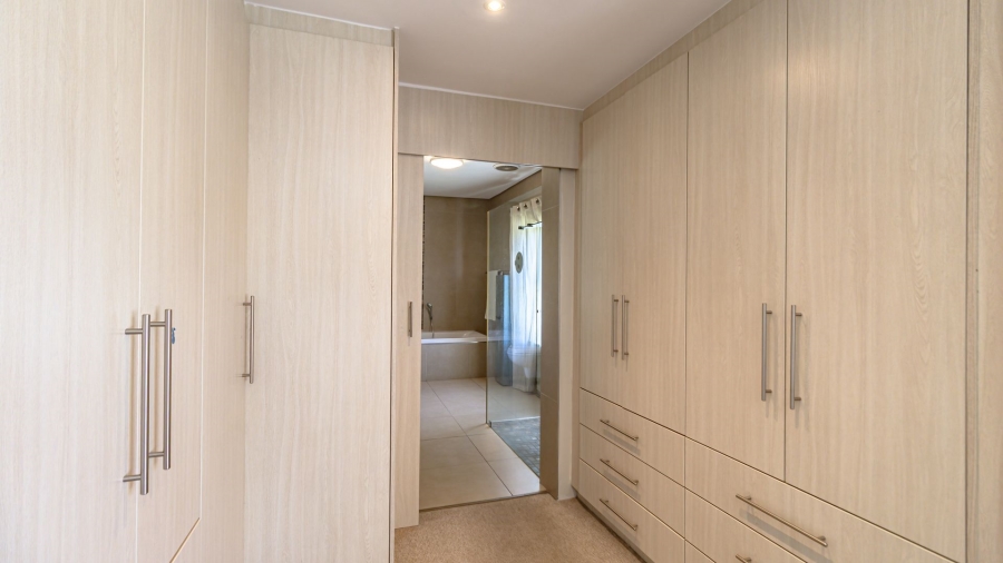 3 Bedroom Property for Sale in Heldervue Western Cape